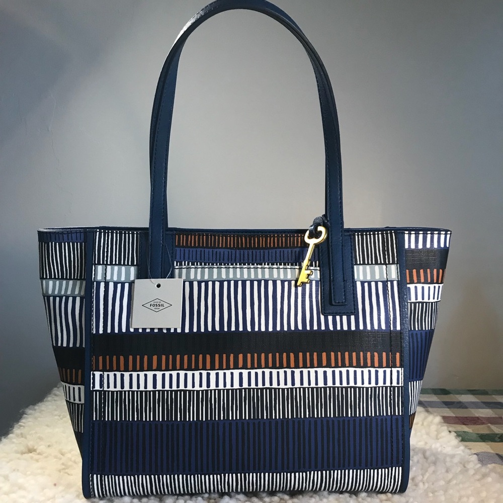 Fossil Emma Tote - NWT - Fun Pattern!